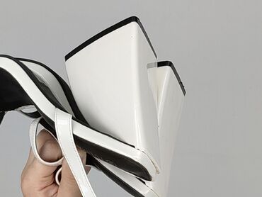 Sandały i klapki: Tulipano, Sandały damskie, 40 — 11