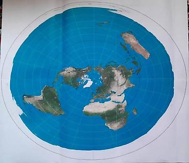 Карты: Азимутальная карта земли. (66x57) — 1