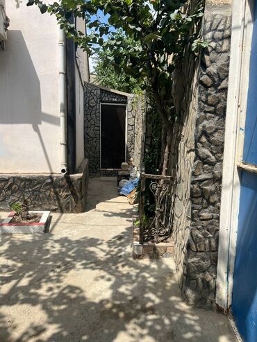 Həyət evləri və villaların satışı: Binəqədi qəs. 3 otaqlı, 80 kv. m, Orta təmir — 2