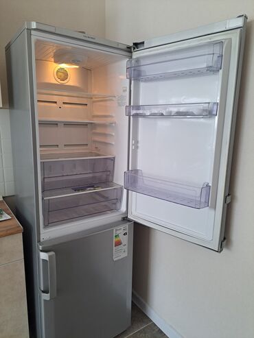 Холодильники: Холодильник Beko, Требуется ремонт, Двухкамерный, No frost