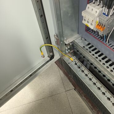 Электрики: Проектирование и сборка электрощитов под объект Профессиональная — 12