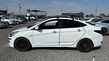 Продажа авто: Hyundai Solaris: 2014 г., Бензин, Седан — 3