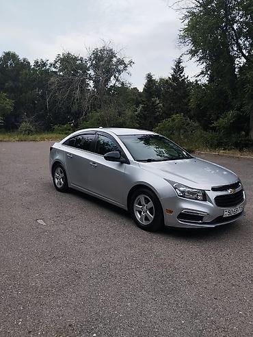 mühərrik yastığı: Chevrolet Cruze: 1.4 l | 2014 il 215200 km Sedan — 1