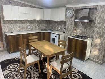 Qarajlar: Pirşağı qəs., 120 kv. m, 3 otaqlı
