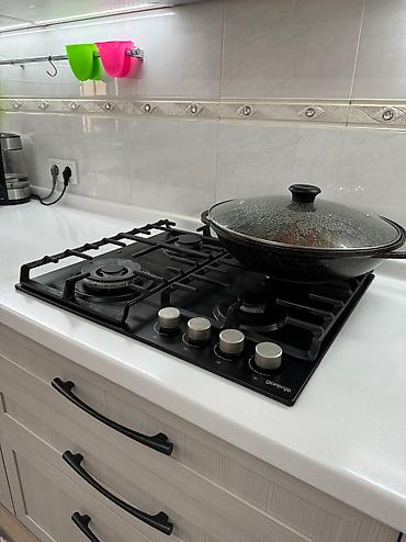 Продажа коттеджей и домов: Продается дом 350 кВ.м 4 сотки7 и более комнат 2 этаж мансарда : 3 — 18