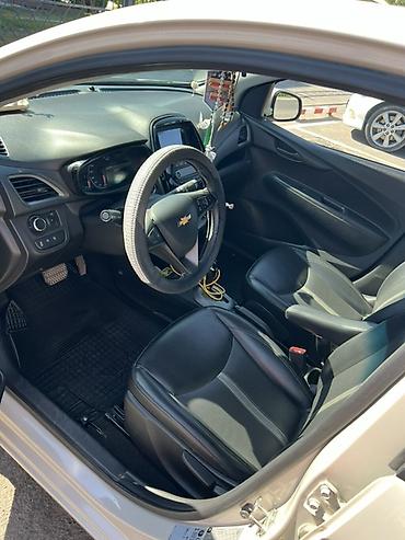 spark 7: Chevrolet Spark: 2018 г., Хэтчбэк — 5