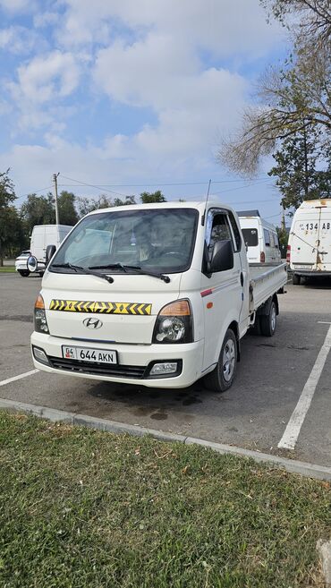 прожектор для машины: Hyundai Porter: 2017 г., 2.5 л, Автомат, Дизель, Пикап