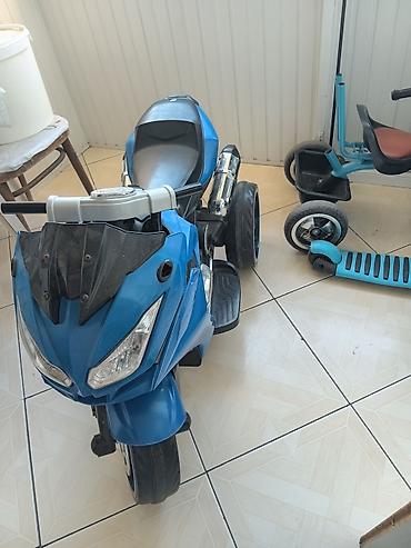 мотоцикл для детей: Uşaq üçün elektrikli üçtəkərli motosiklet – mavi rəng - Korpus: idman — 2