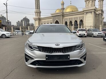 модельные чехлы: Kia K5: 2019 г., 2 л, Автомат, Газ, Седан