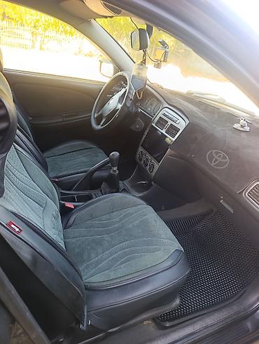 Транспорт: Toyota Avensis: 2001 г., 1.8 л, Механика, Бензин, Седан — 4