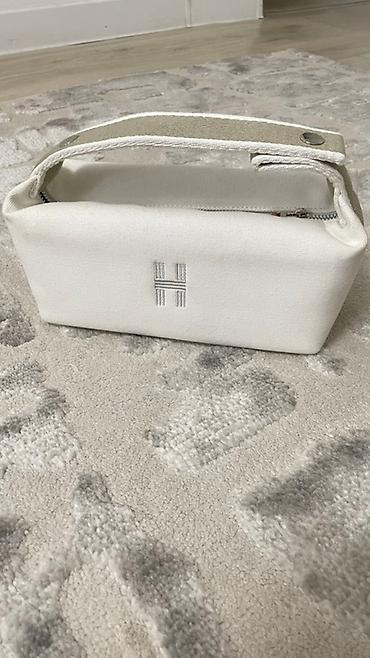 Классические сумки: Продаются сумки женские разные. При покупке 2х сумок 1 на выбор отдам — 5