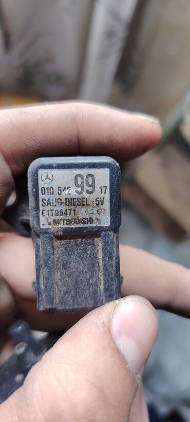 Digər avtomobil ehtiyat hissələri: W 210 bezı seyler var munasıb qıymete vali dınama ucun amontka komur -da lalafo.az — 12 Digər avtomobil ehtiyat hissələri: W 210 bezı seyler var munasıb qıymete vali dınama ucun amontka komur — 12