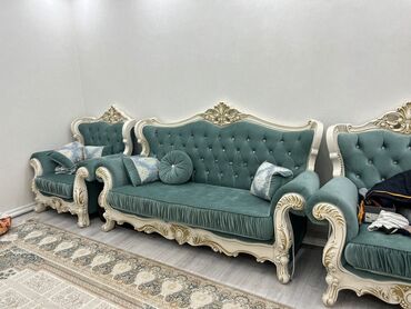 двухярустный диван: Цвет - Голубой, Б/у