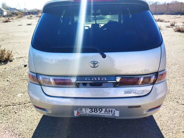 Toyota: Toyota Gaia: 2003 г., 2 л, Автомат, Бензин, Минивэн — 5
