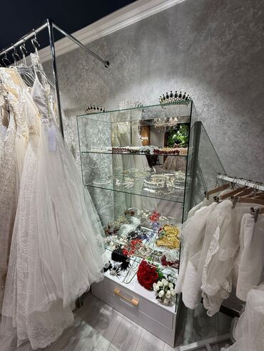 Manikür, pedikür: Gəlinlik və ziyafət geyimləri salonu Hazır işlək atelye satılır (hazır — 6