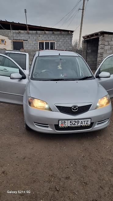 Mazda: Mazda Verisa: 2003 г., Автомат, Бензин, Хэтчбэк — 10