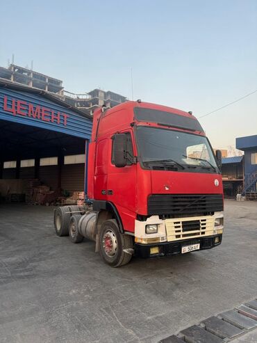 Тягачи: Тягач, Volvo, Тентованный — 7