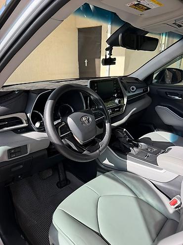 camry 55 se: Toyota Highlander: 2021 г., 2.5 л, Автомат, Гибрид, Кроссовер — 6