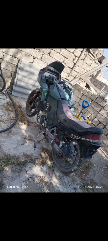 debilqe satisi: Yamaha - XJ750, 750 sm3, 50000 km