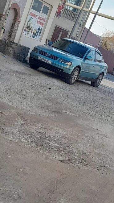 Volkswagen: Volkswagen Passat: 1.8 l | 1998 il Sedan — 10