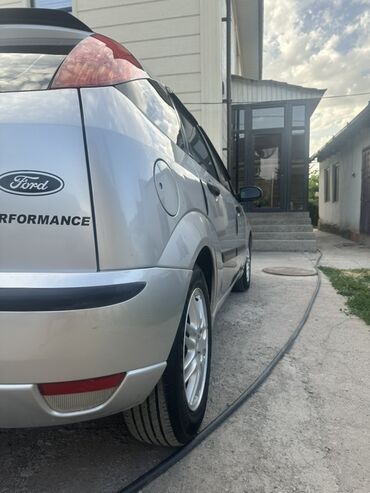 Ford: Ford Focus: 2003 г., 2 л, Автомат, Бензин, Хэтчбэк — 5