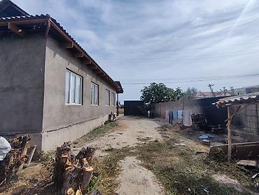 Продажа коттеджей и домов: 4 комнаты, 170 м², 14 соток, Бишкек, Аэропорт Манас Собственник — 13