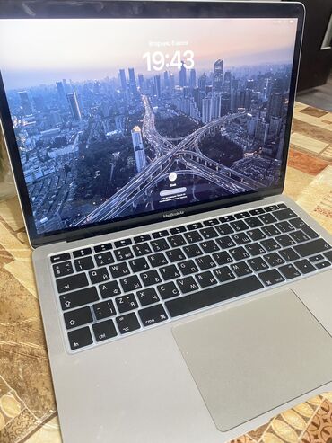 цены на бу айфоны: Ноутбук, Apple, Apple M1, Колдонулган