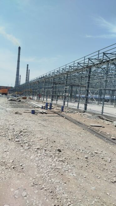 официант неполный рабочий день: Талап кылынат Ширетүүчү, Төлөм Бир айда эки жолу, Тажрыйбасы 5 жылдан жогору