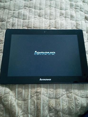 Lenovo: Lenovo tablet – crni - Ekran: oko 10 inča, širok format — 2