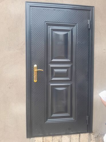 Giriş qapıları: Mənzil üçün Yeni Giriş qapısı Üzlük ilə, Zəmanətli, Ödənişli quraşdırma, Rayonlara çatdırılma — 10