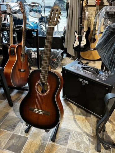 Pianolar: Klassik gitara, Yeni, Pulsuz çatdırılma