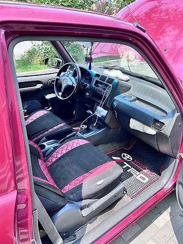 Toyota RAV4: 2 l | 1994 il Krossover — 8
