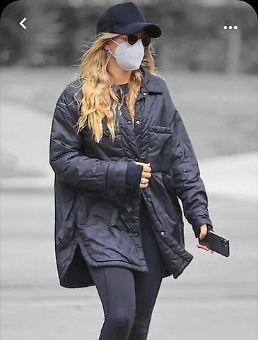 Пуховики и зимние куртки: Продаю теплые куртки — 13