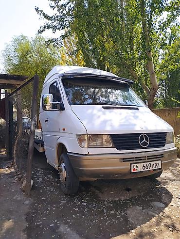 водный катер: Эвакуатор, Mercedes-Benz, 1996 г., Сдвижная — 1