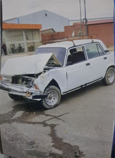 lada piryora: VAZ (LADA)