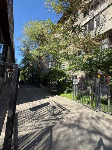 Продажа квартир: 2 комнаты, 44 м², Индивидуалка, 4 этаж, Косметический ремонт