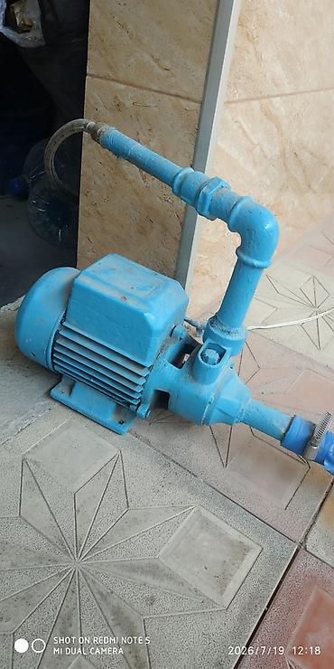 su çəkən nasos: Su nasosu – elektrik mühərrikli, mavi rəngli yalnız vatsapa yazın — 1