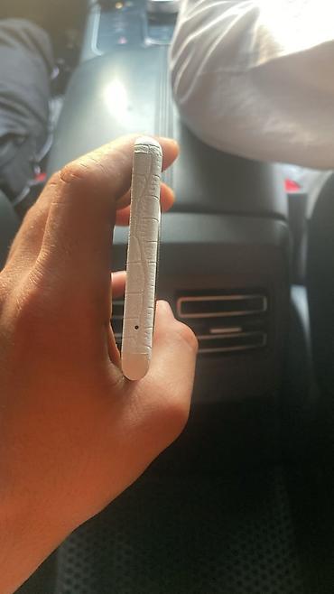 телефон fly nimbus 1: Honor x9b 5G Hec bir problemi yoxdu 256 yaddaw karopka adaptr var — 6