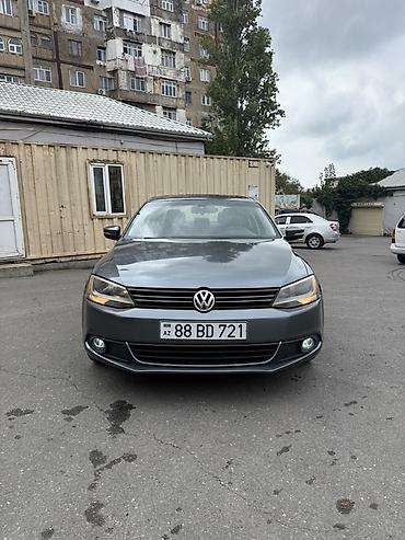 bmv satisi: Volkswagen Jetta: 2.5 l | Sedan — 1