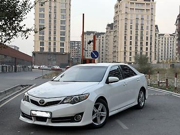 100 с4: Toyota Camry: 2013 г., 2.5 л, Автомат, Бензин, Седан — 1