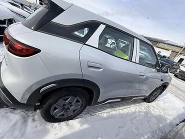 BYD: BYD Yuan Up: 2025 г., Электромобиль, Кроссовер — 9