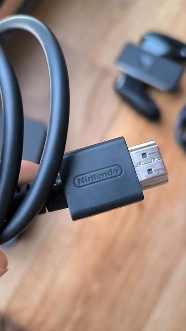 Nintendo Switch OLED: Продаю комплект аксессуаров от Nintendo switch OLED. Оригинальная док — 5