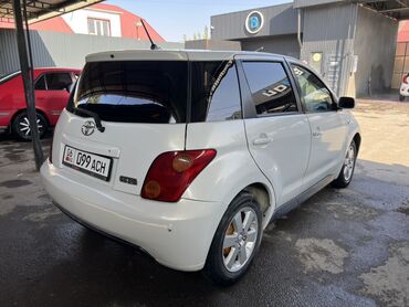 тайота дуна грузавой: Toyota ist: 2002 г., Автомат, Хэтчбэк