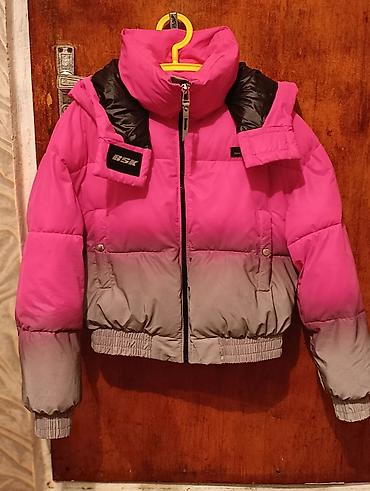 Bershka S / M olcu.Fesil deyisdiyi ucun endirimde satilir.Problemi lalafo.az -da Bershka S / M olcu.Fesil deyisdiyi ucun endirimde satilir.Problemi