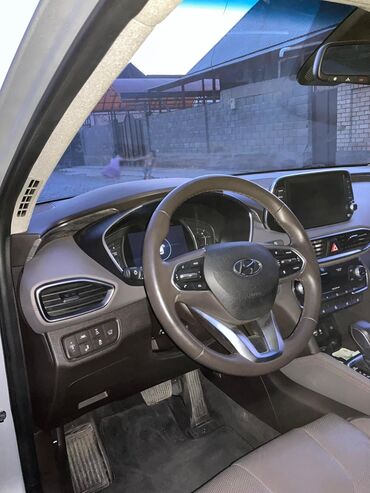 авто лексуз: Hyundai Santa Fe: 2019 г., 2 л, Автомат, Бензин, Кроссовер