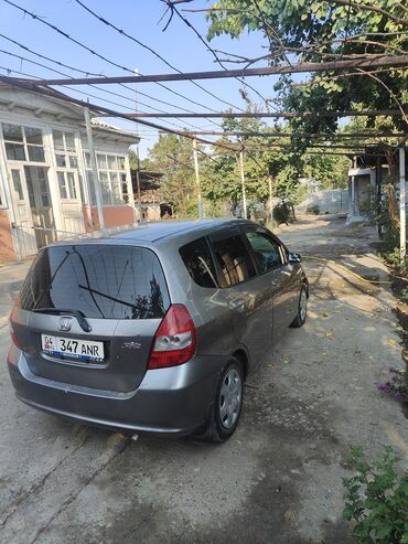 купить скутер в кыргызстане: Honda Fit: 2003 г., 0.3 - engine capacity л, Автомат, Хетчбек