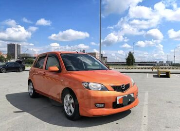 авто hyundai getz: Mazda Demio: 2002 г., 1.5 л, Типтроник, Газ, Хэтчбэк