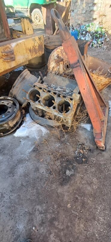 Двигатели, моторы и ГБЦ: Двигатель на юмз д65 коленвал н2 р1 с рабочего трактора на запчасти at lalafo.kg — 13 Двигатели, моторы и ГБЦ: Двигатель на юмз д65 коленвал н2 р1 с рабочего трактора на запчасти — 13