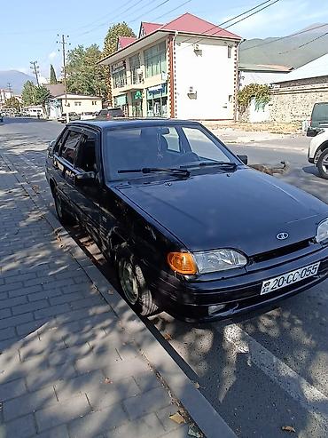 vaz 2129: Lada Samara sedan – qara rəng, 4 qapı, önləri şəffaf, yanları sarı — 3