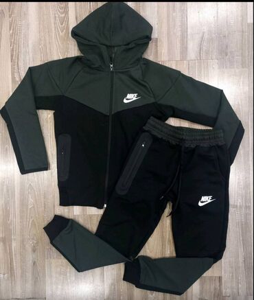 Komplet trenerke: Adidas, Unisex — 14